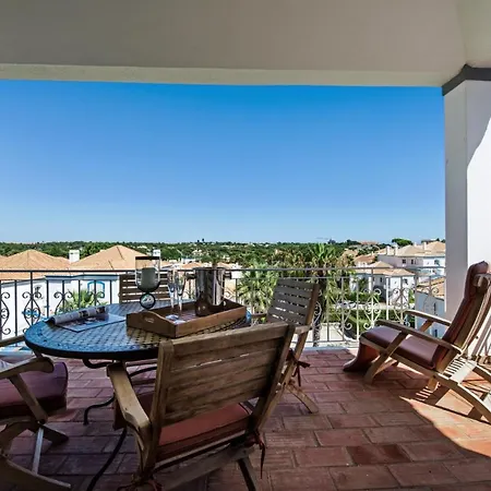 Novello Penthouse 2 Bedroom Apartment, Quinta Do Lago Quinta do Lago
