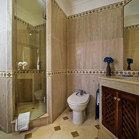 Novello Penthouse 2 Bedroom Apartment, Quinta Do Lago *